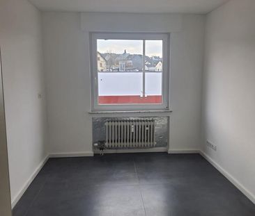 Helle 2-Zi.-Wohnung mit Balkon in Höhr-Grenzhausen - Photo 2