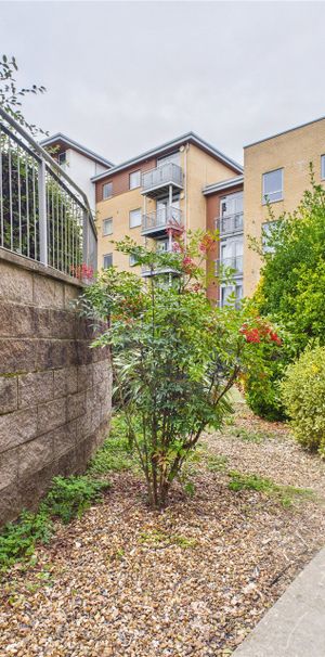 Kelvin Gate, Bracknell Kelvin Gate, Bracknell - Photo 2