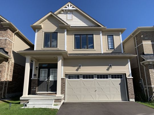 For Lease - 20 Rochester Drive, Barrie, Ontario - Photo 1