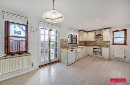 3 bedroom detached house to rent - Photo 4