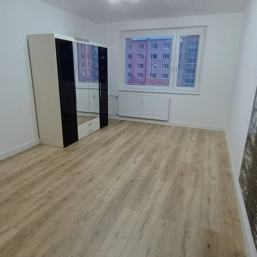 Pronájem bytu 1+1 39 m² - Photo 1