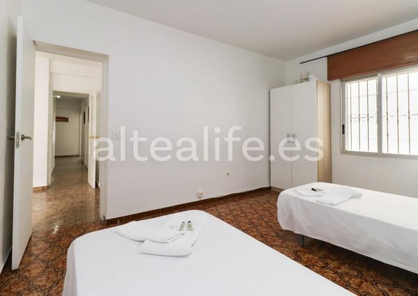 Avenida de la Nucía, Altea, Valencian Community 03590