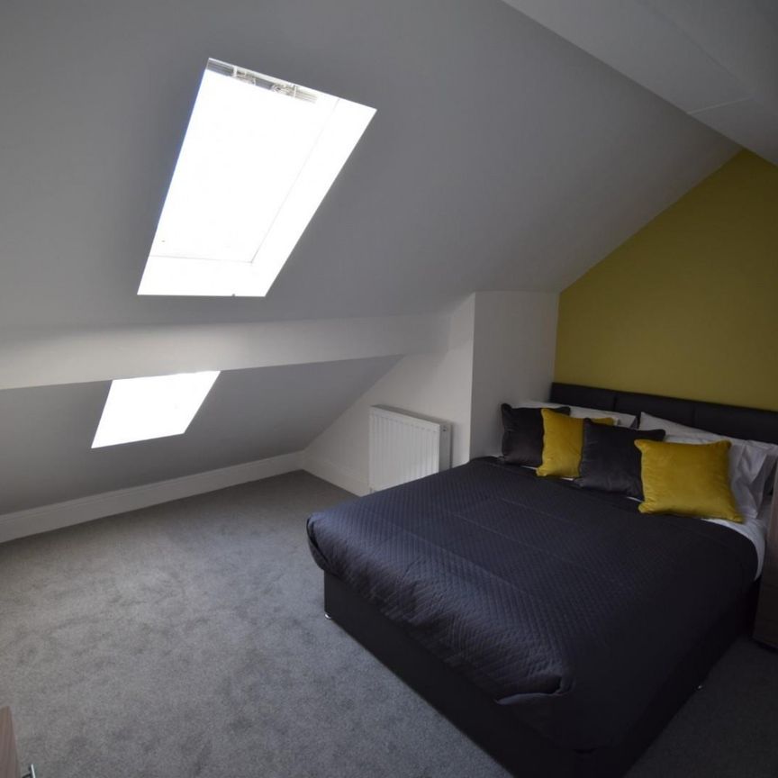 1 bedroom Flat To Let - Photo 1