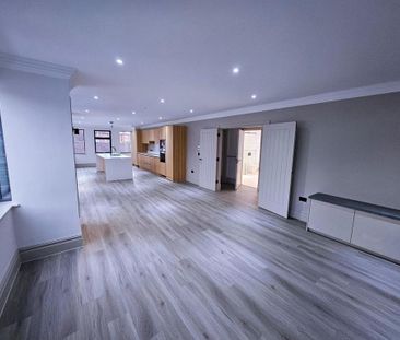 4 bedroom apartment to rent - Photo 5