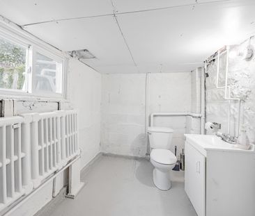 For Lease - 134 Rockwell Avenue, Toronto, Ontario - Photo 4