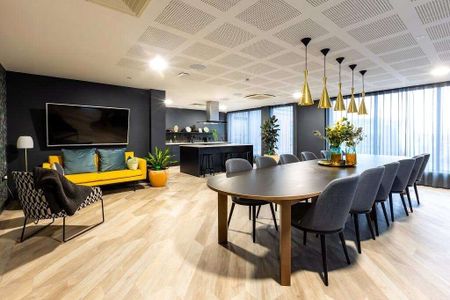 ** 1 MONTH RENT FREE FOR NOVEMBER MOVE INS ** Rent at the iconic Thames Quarter; a 6th floor, two bedroom apartment situated in this modern rental community with superb facilities. - Photo 5