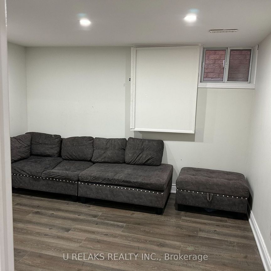 For Lease - 640 Farwell Crescent Unit# Basement, Mississauga, Ontario - Photo 1