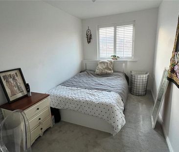 3 bedroom semi-detached house to rent - Photo 4