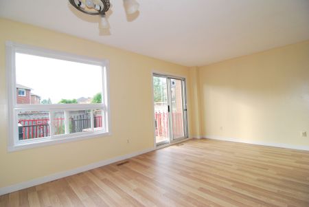 For Lease - 158 Toba Crescent, Brampton, Ontario - Photo 3