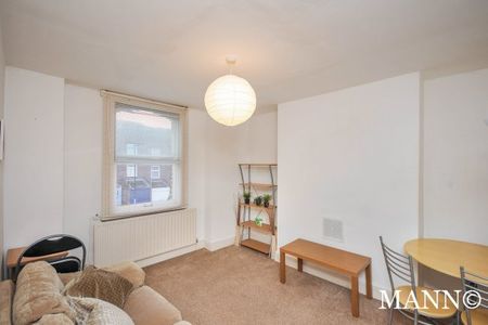 Wisteria Road, Lewisham, SE13 - Photo 2