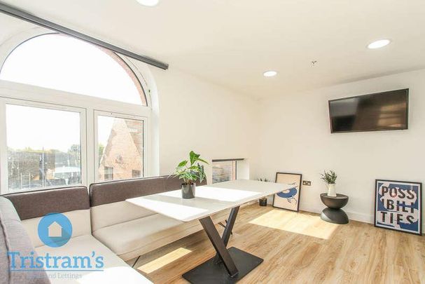 Lenton Boulevard, Lenton, NG7 - Photo 1