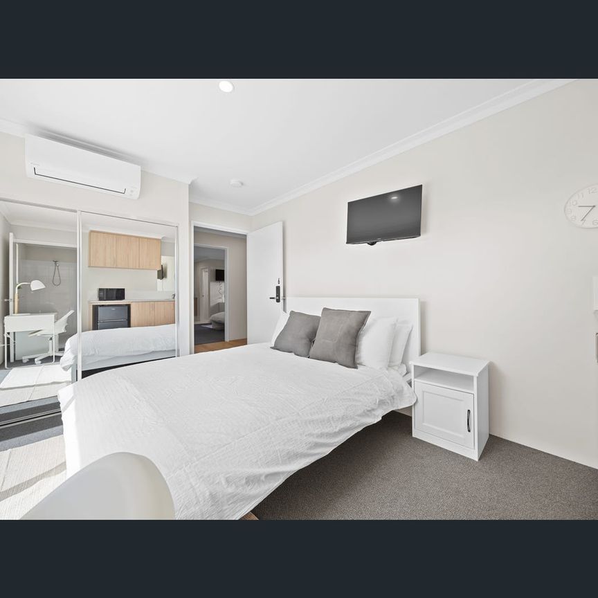 2/17 Westport Street, Madora Bay, WA 6210 - Photo 1