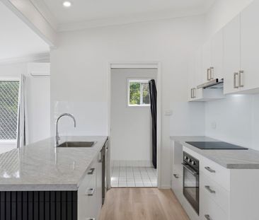 Beautifully Updated Home in Peaceful Cul-de-Sac - Photo 5