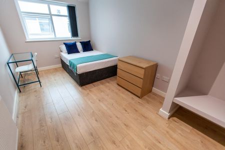 6 bedroom flat to rent - Photo 5