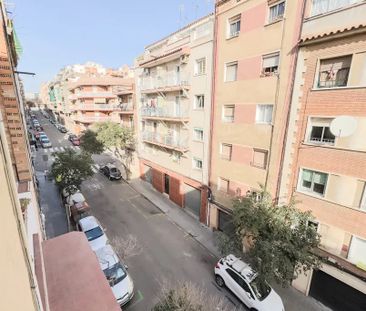 Carrer de lAntiga Travessera, L'Hospitalet de Llobregat, Catalonia ... - Photo 4