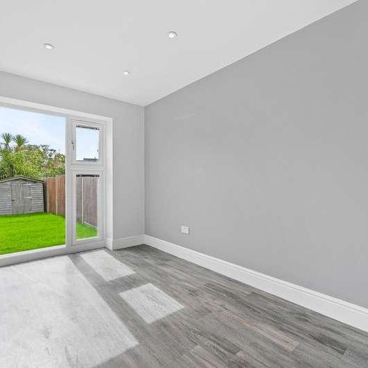 Stanley Avenue, Greenford, UB6 - Photo 1