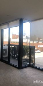 Inner City Living - Photo 4