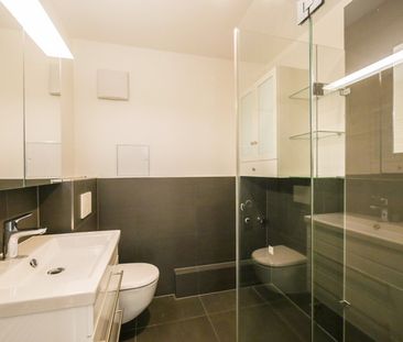 Klimatisierte DG-Maisonette mit toller Dachterrasse und eigenem Gar... - Photo 5