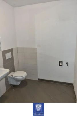 Platzwunder! Verlockende Wohnung mit separater Wohnküche! WG-geeignet! - Photo 1