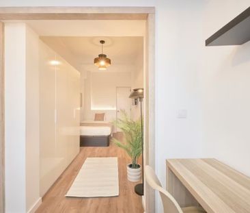 Rua Marquês de Fronteira, Lisbon, Lisbon 1070-299 - Photo 2