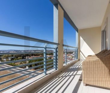 3 bedroom luxury Flat for rent in Ajuda, Portugal - Photo 5