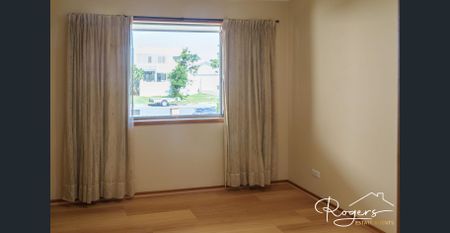 Spacious 3 Bedroom Family Home - Photo 4