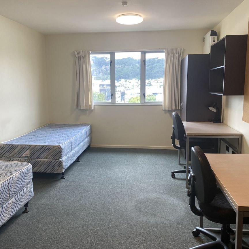 Martin Square Studio Apartment - Photo 1