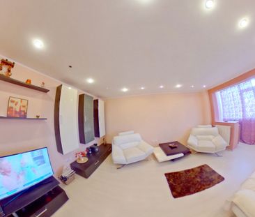 Constanta, Badea Cartan, Ap.3 Cam, Decomandat, Et.4/10 - Fotografie 2