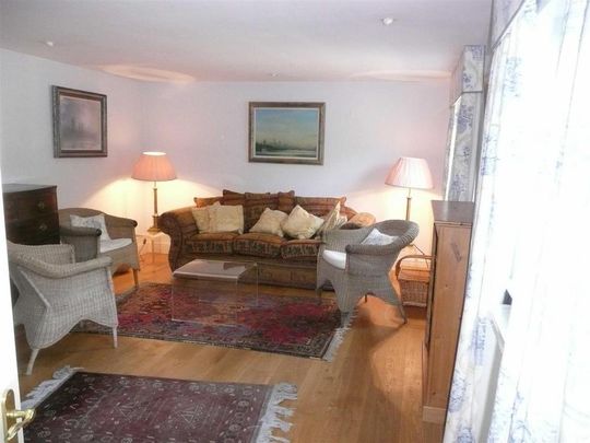 1 bedroom barn conversion to rent - Photo 1