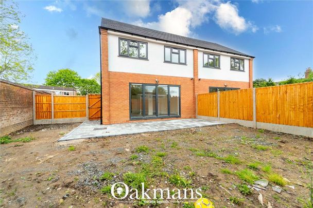 3 bedroom semi-detached house to rent - Photo 1