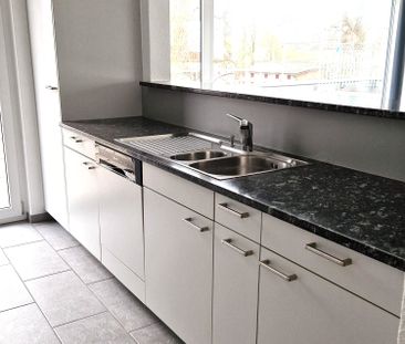 Grosszügige 6-Zimmer-Attikawohnung mit Cheminée und grosser Terrasse - Photo 5