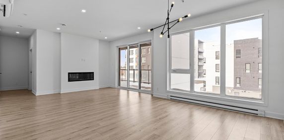 Appartement Mirabel À Louer - Photo 2