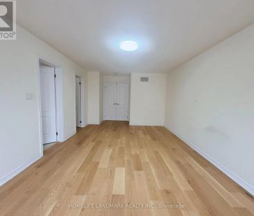 36 APPLEGATE DRIVE - Photo 1