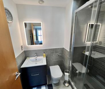 2 bedroom apartment to rent - Photo 6