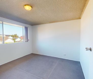 2/134 Union Street, The Junction NSW 2291 - Photo 5