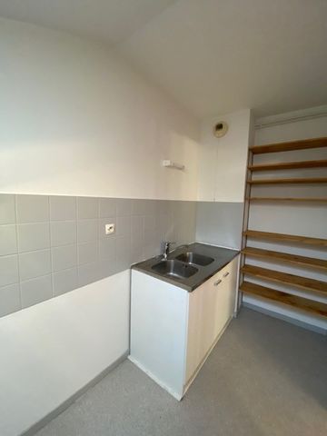 Location Appartement 2 pièces 60m² NANCY 54000 - Photo 4