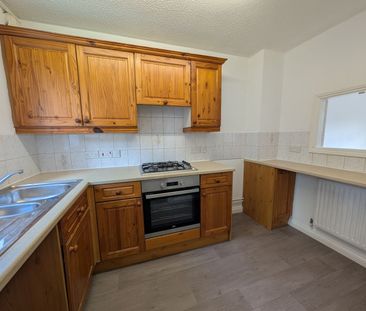 2 Bedroom - Photo 2
