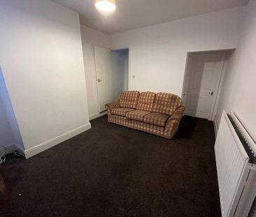3 bedroom property to rent - Photo 1