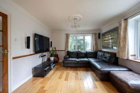 Windermere Avenue, Merton, SW19 - Photo 5