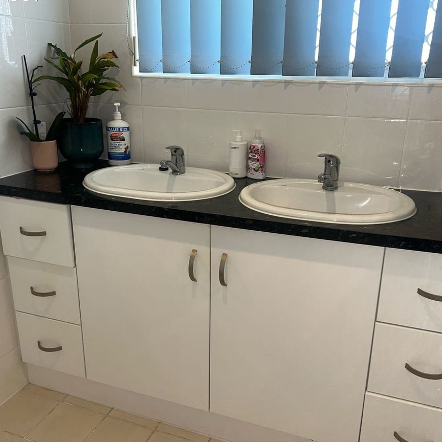 3 Bedroom home with space for the family to play - Photo 1