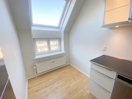 Rummelig 2-værelses lejlighed i vestbyen - Photo 2