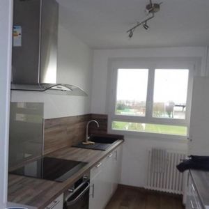 Location Appartement 4 pièces 69m² ALENCON 61000 - Photo 3