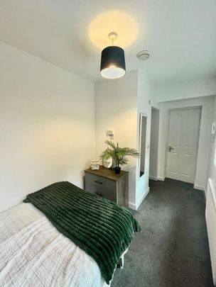 4 bedroom house share to rent - Photo 1