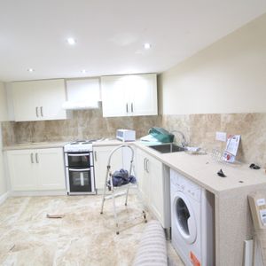 Northfield Road, Hounslow - Photo 2