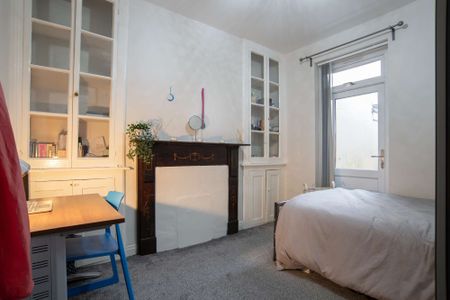 Premium five bedroom property on Coburn Street - Photo 3