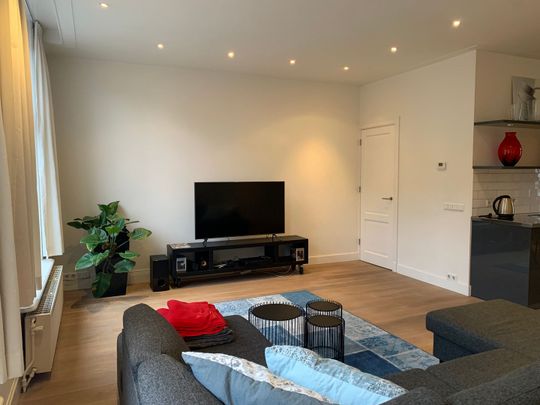 Appartement te huur: Pieter Cornelisz. Hooftstraat 55-2 1071 BN Amsterdam - Photo 1