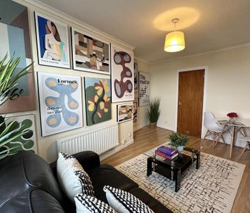 1 bedroom flat to rent - Photo 2