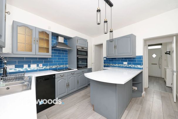 2 bed terraced house to rent - Silverdale Road, Newcastle, ST5 - Photo 1