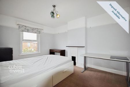 4 bedroom semi-detached house to rent - Photo 2