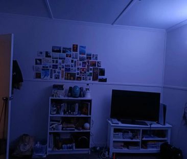 Holland Park West - Photo 1